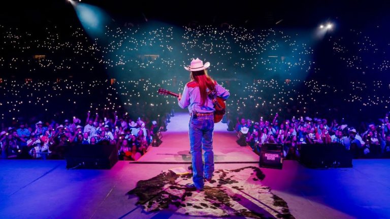 Ian Munsick Returns Home to Headline Cheyenne Frontier Days with Family, Fans, and Full-Circle Moments