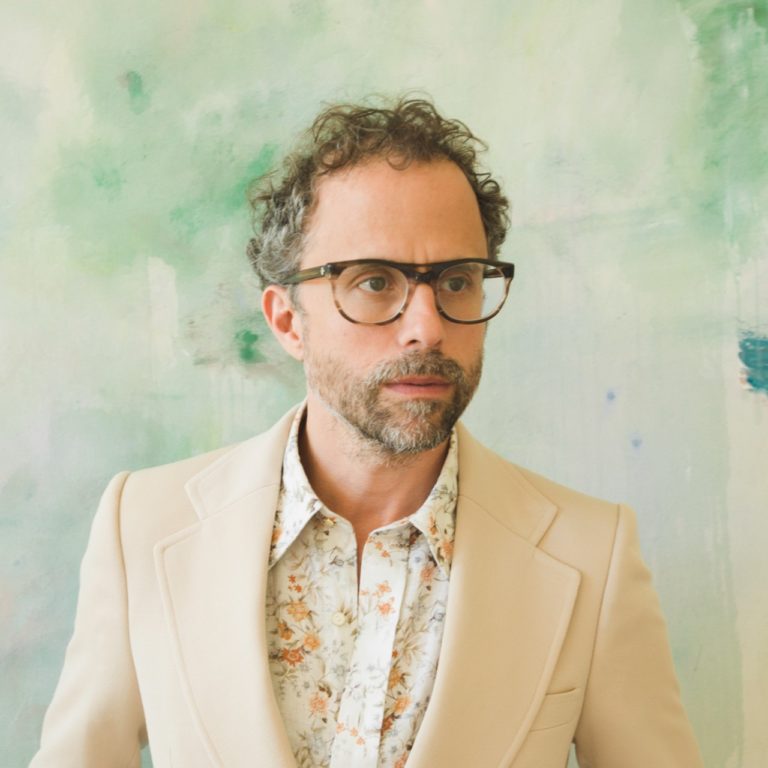 Jesse Harris Unveils Orchestral Single “Dolores” Ahead of New Album with Maycon Ananias