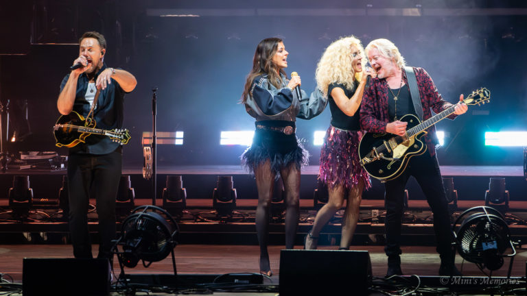 Photo Gallery: Little Big Town, Wynonna Judd, and Shelby Lynn at Toronto’s Budweiser Stage on August 14, 2025