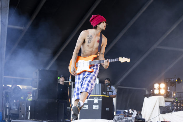 Photo Gallery: Dominic Fike at Montreal’s Osheaga on August 1, 2025