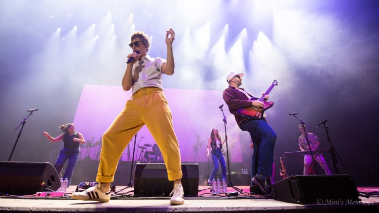 Photo Gallery: Dwayne Gretzky, Choir! Choir! Choir!, and Super Dogs at Toronto’s Budweiser Stage on August 7, 2025