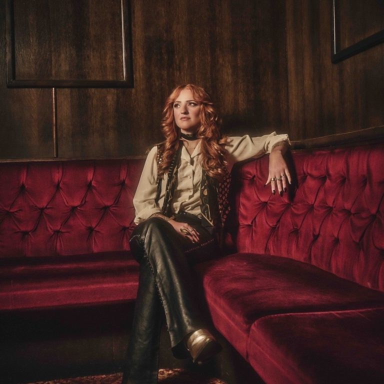 Kezia Gill Unveils Fiery New Single “Dublin’s Outta Whiskey” and Announces 2026 ‘All On Red’ UK Tour
