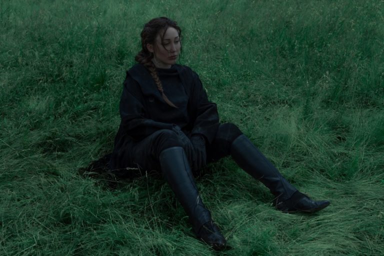 Noah Cyrus Unveils ‘I Saw The Mountains’ With Stunning Rudy Grazziani-Directed Video