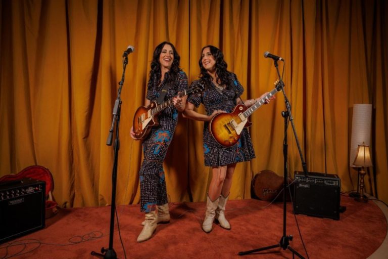 Gibson Unveils Limited Edition Les Paul Standard 50s & 60s Double Trouble Guitars