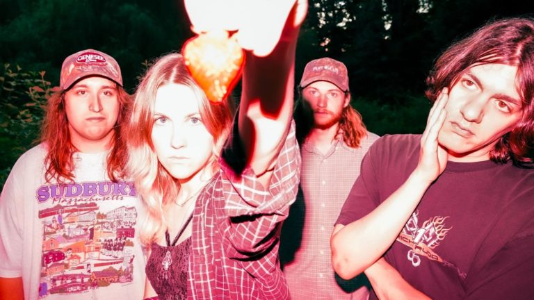 Laveda Share New Single “Strawberry” Ahead of Upcoming Album ‘Love, Darla’ Out September 12