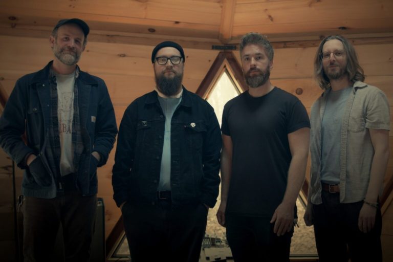 Lo-Fi Rock Outfit Tlooth Release Self-Titled Debut Album