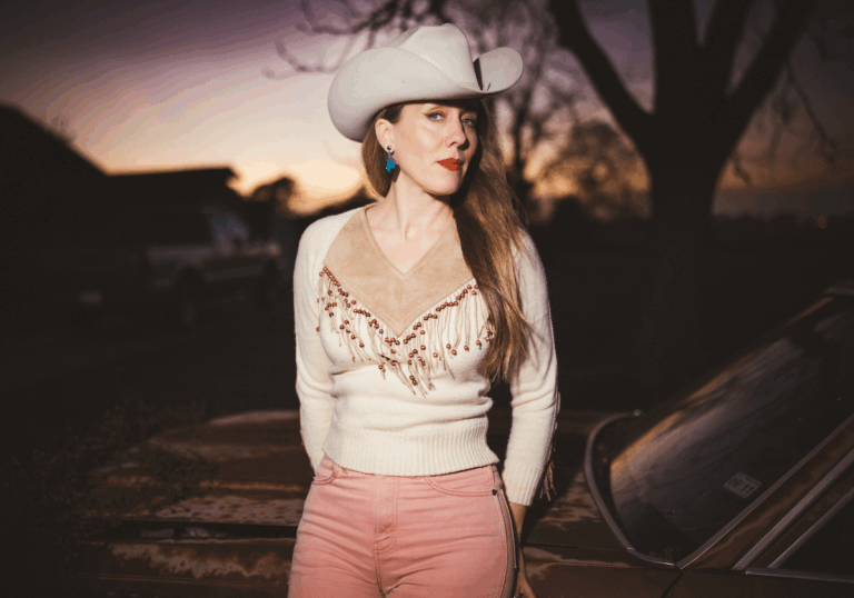 Brennen Leigh Announces Album Release Tour for ‘Don’t You Ever Give Up On Love’