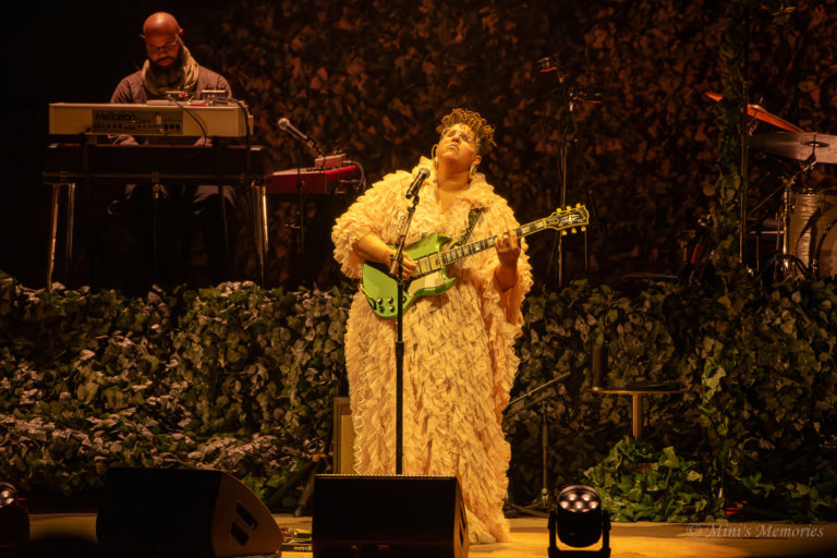 Photo Gallery: Alabama Shakes and Bahamas at Toronto’s Budweiser Stage on September 6, 2025