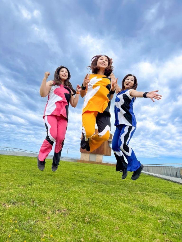Shonen Knife Announce ‘Our Best Place (Expanded Edition)’ and Rare Cassette Reissue Ahead of EVERYBODY HAPPY U.S. Tour