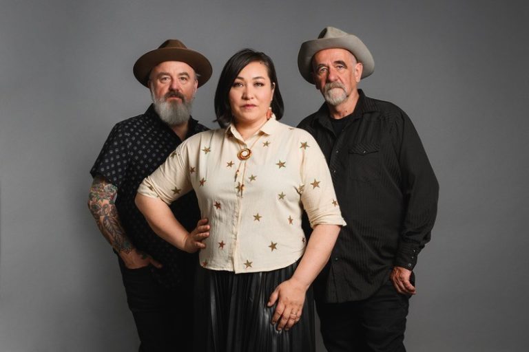 Alt-Country Folk Trio Diyet & The Love Soldiers Announce New Album ‘Seeds of Dreaming’ and 2025 Tour