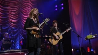 Heart’s Ann and Nancy Wilson Deliver Powerful ‘Led Zeppelin IV’