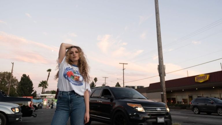 Emily James Unleashes Raw Teenage Angst On Fierce New Single “Underdog” From EP ‘Summer Nostalgia’