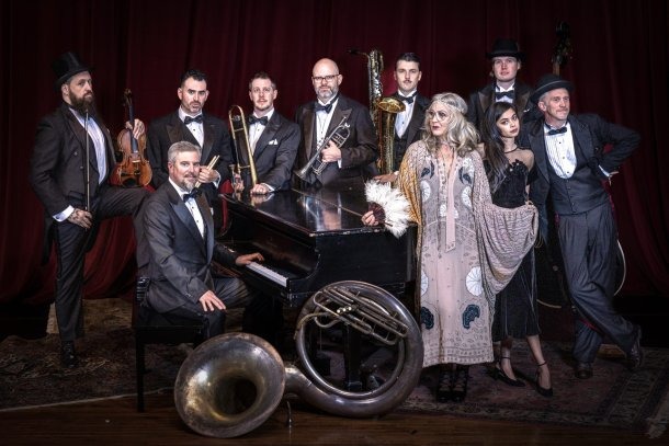 Gypsy Jazz Pioneers Squirrel Nut Zippers Announce ‘Jazz from the Back O’ Town’ U.S. Tour
