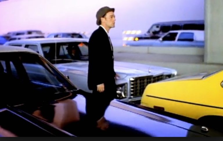 15 Songs To Cry To At 2 a.m.