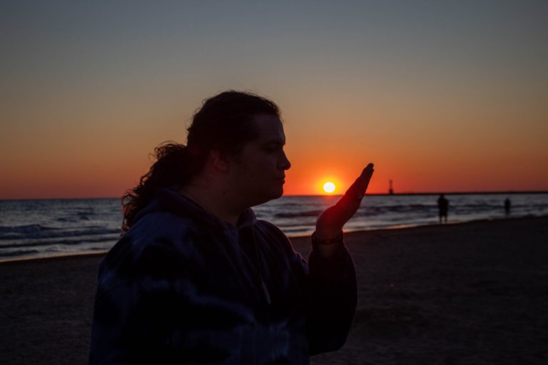 Guatemalan Indie-Pop Artist J Miguel Finds Peace in New Single ‘A Cool Breeze’