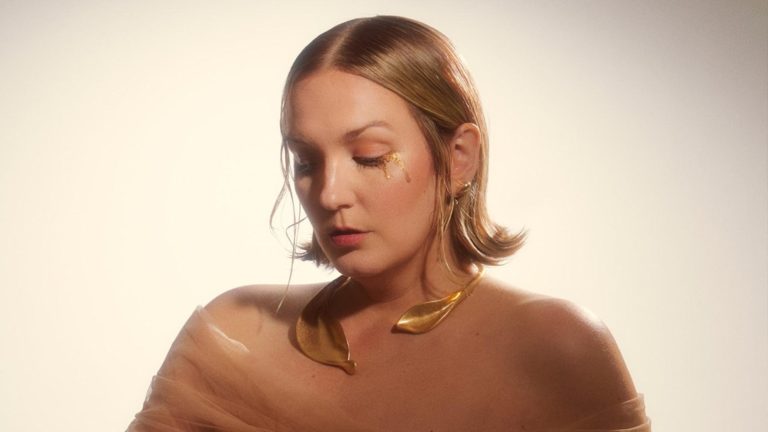 Indie Pop Artist Julie Neff Unveils Striking Video for “fine!?”