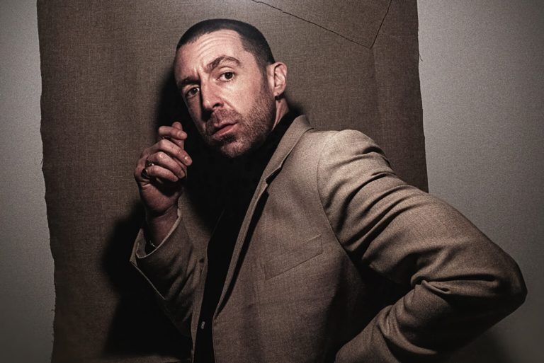 Miles Kane Announces 2026 UK and European Tour Following ‘Sunlight In The Shadows’
