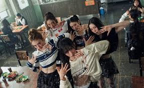 MEOVV Ignite With Fiery New Single “BURNING UP” From Their EP ‘MY EYES OPEN VVIDE’