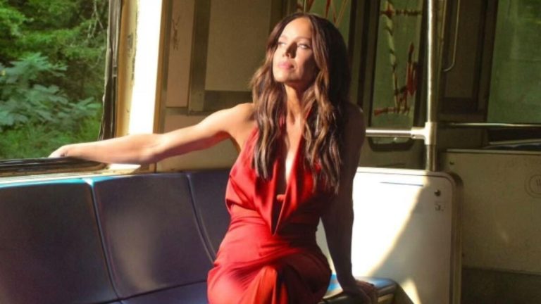 Country Star Cyndi Thomson Reclaims Her Story with ‘Life Ain’t Always Beautiful’