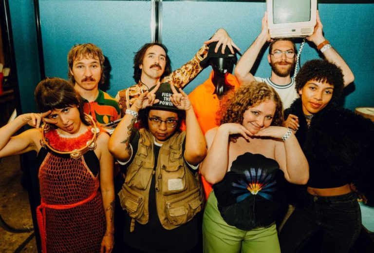 ISTA Make a Cosmic Splash with “Waves,” a Psychedelic Indie Anthem Born in Kauai and Brooklyn