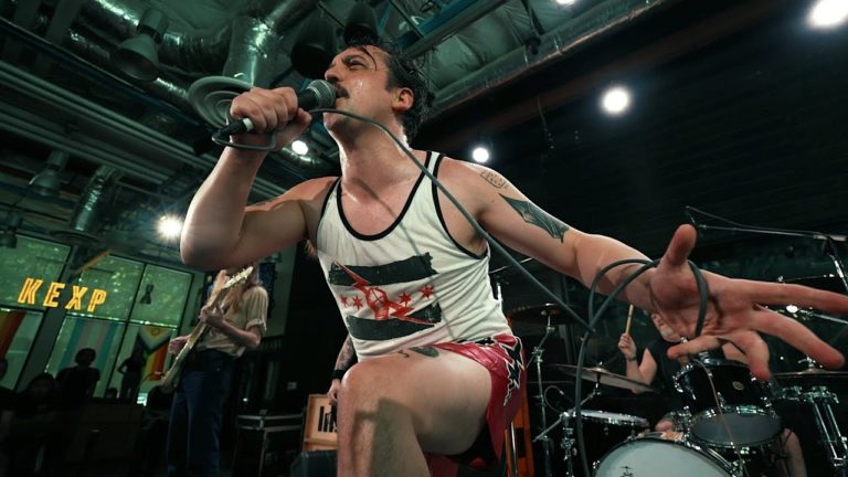 Pigs Pigs Pigs Pigs Pigs Pigs Pigs Bring Thunderous Energy to KEXP Live Session