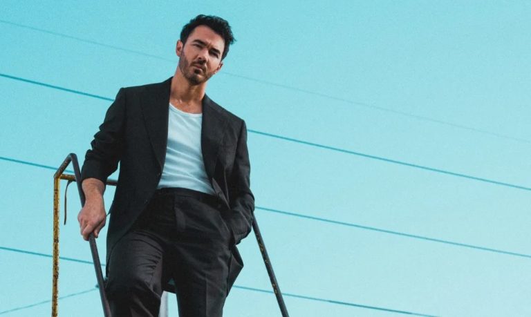 Jonas Brothers Light Up Orlando for Samsung TV Plus Livestream as Kevin Jonas Announces Solo Debut