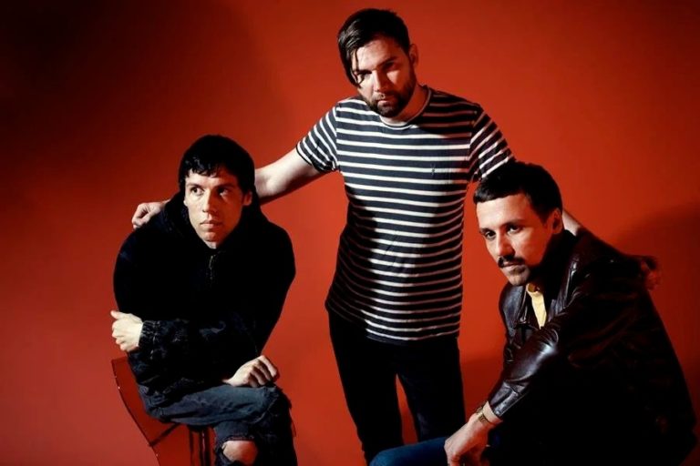 The Cribs Announce New Album ‘Selling A Vibe’ and Share Stirring Single “A Point Too Hard To Make”