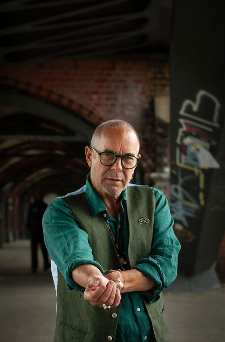 Roger Eno Unveils Hauntingly Beautiful New Album ‘Without Wind / Without Air’