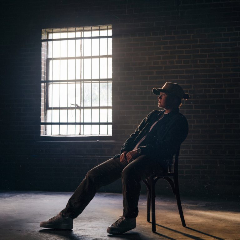 Country Firebrand Lily Rose Releases Her Full Album ‘I Know What I Want’ And Shares New Confessional “Of Course I Do”