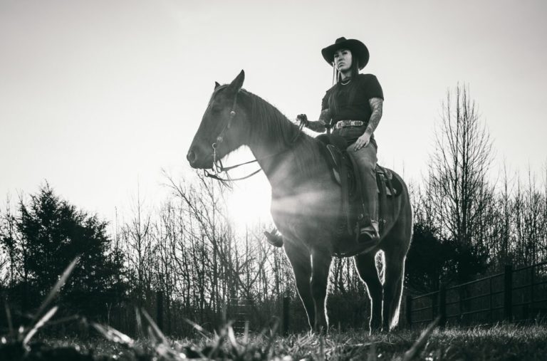 Country Artist Allie Colleen Rides High With Bold New Single “Back In The Saddle”