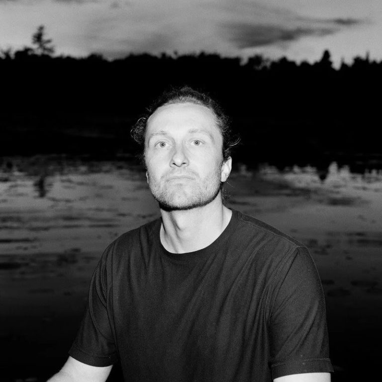 Multi-Instrumentalist Dylan White Debuts Solo EP ‘Fronds’, Drops Funky Single “Rags”