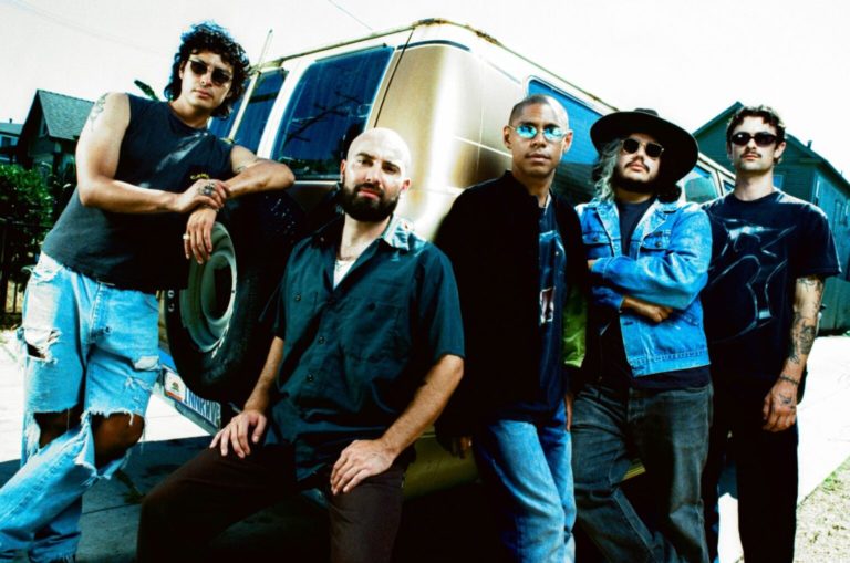 Inner Wave Signs to Nettwerk, Releases New Single “Madre” Ahead of Next Album