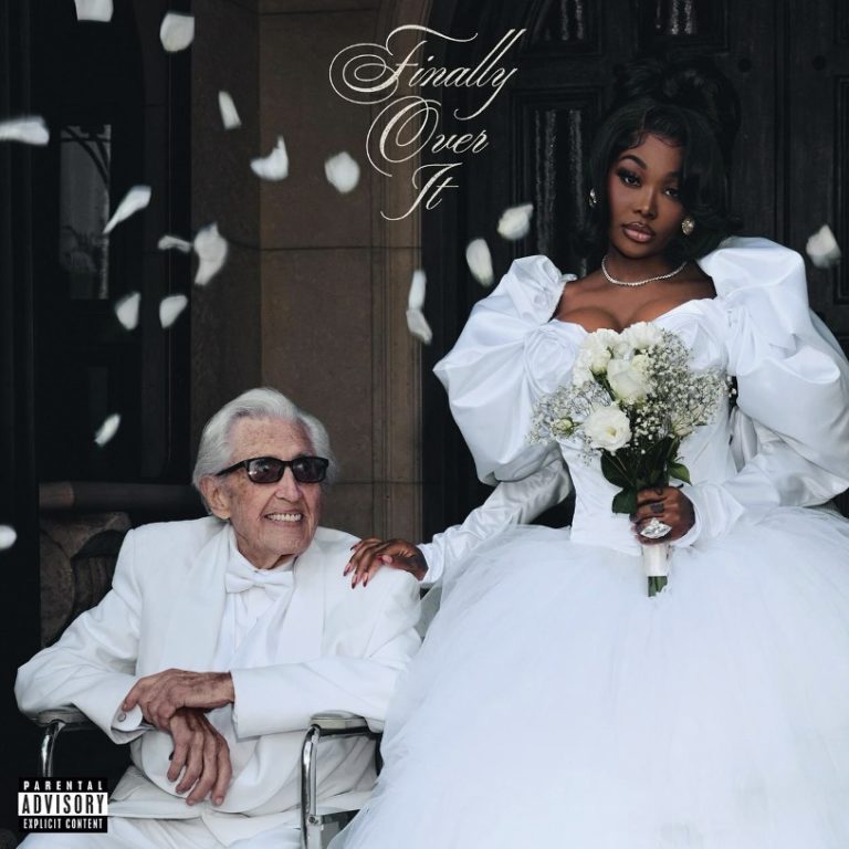 Summer Walker Closes R&B Trilogy With Bold New Album ‘Finally Over It’