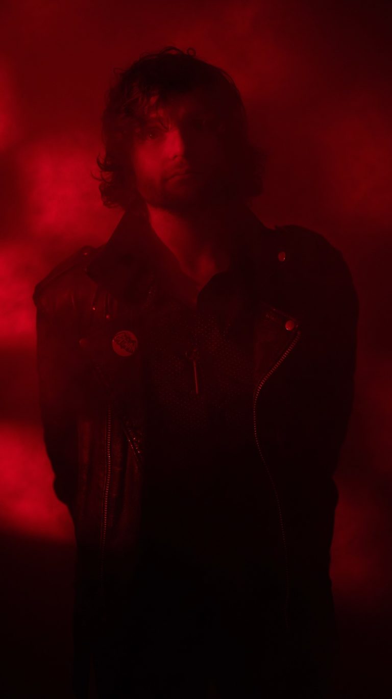 Bobby Mahoney Hits the Gas With the Nostalgic New Single “Smoke and Drive” and a Fired Up Cover of “Machine Gun Blues”