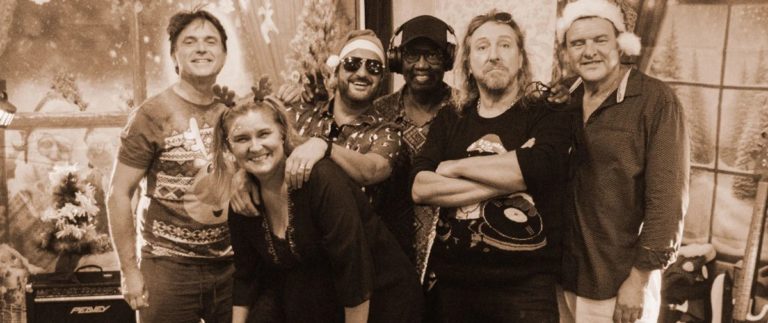 Katy Battles Endometriosis For 24 Years And Now Set To Release New Christmas Charity Single With Simon From The Bay City Rollers