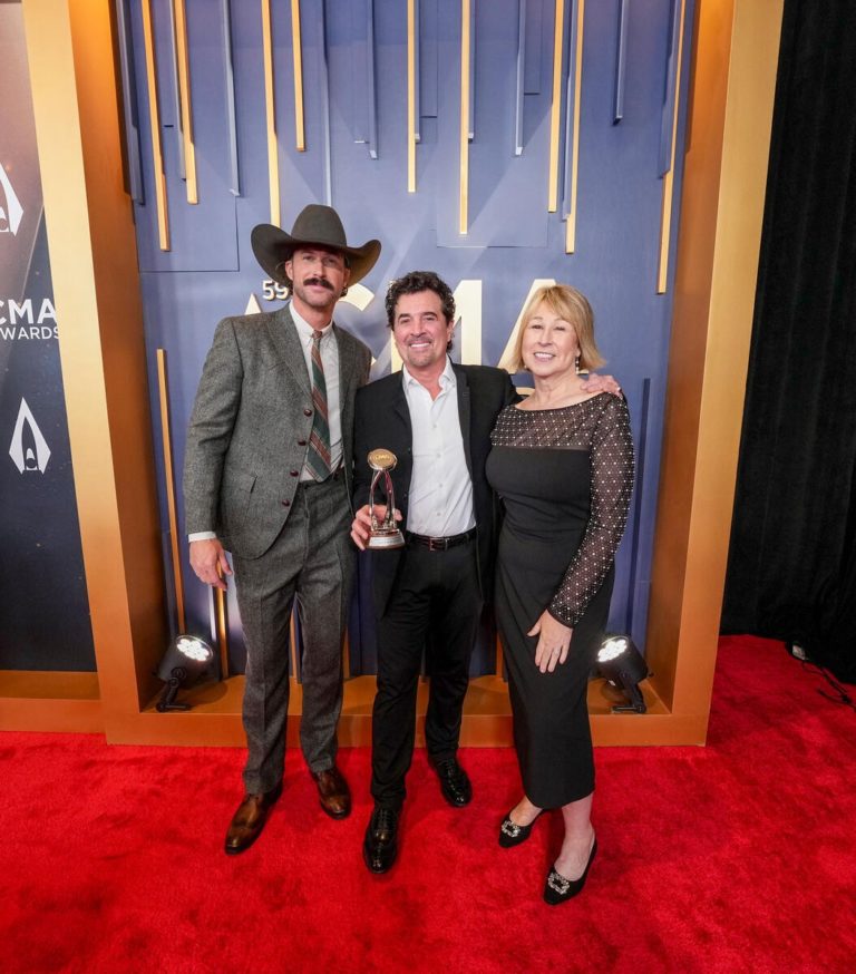 Scott Borchetta Receives the CMA Irving Waugh Award of Excellence Ahead of “The 59th Annual CMA Awards”