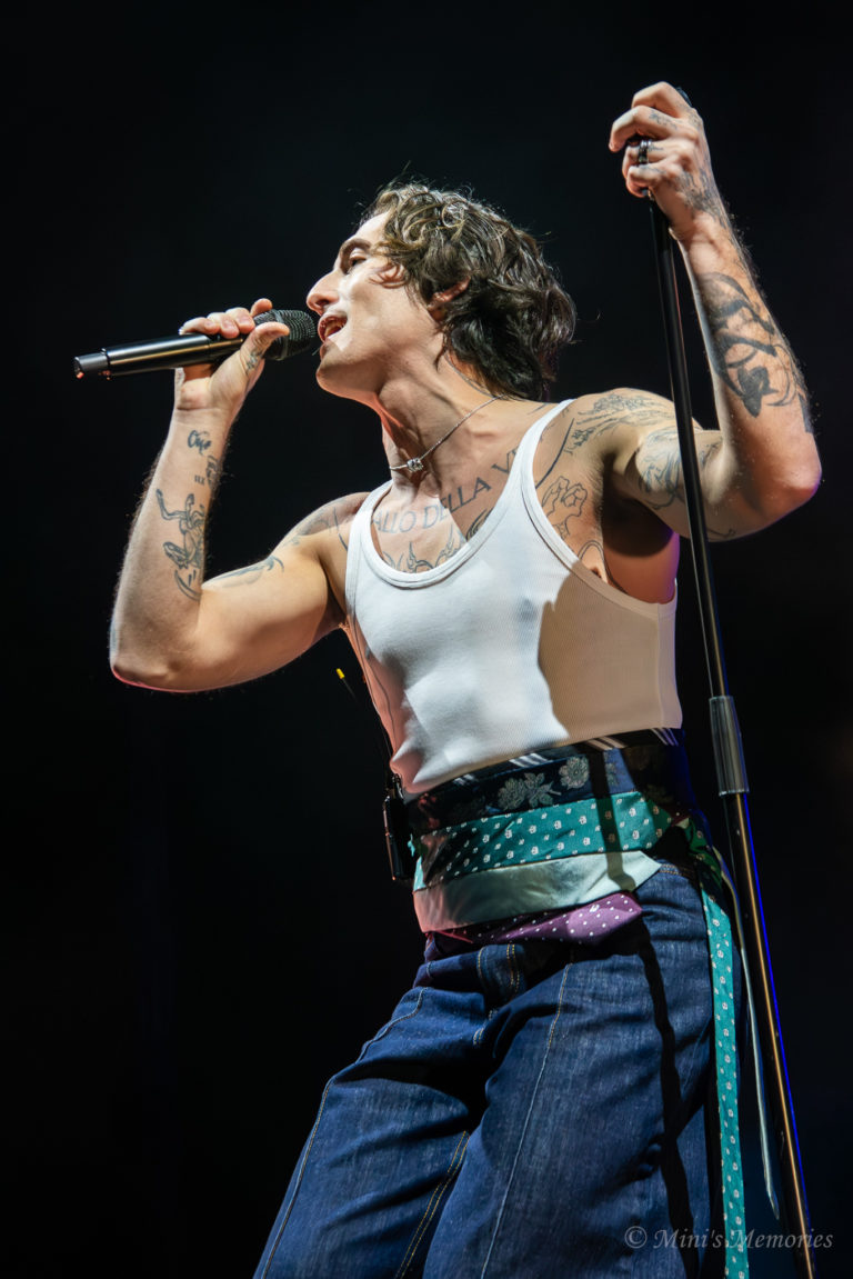 Photo Gallery: Damiano David at Toronto’s Coca-Cola Coliseum on December 2, 2025