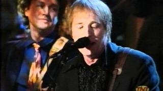 Tom Petty Performs “Christmas All Over Again” for the ‘A Very Special Christmas’ 2000 Television Event