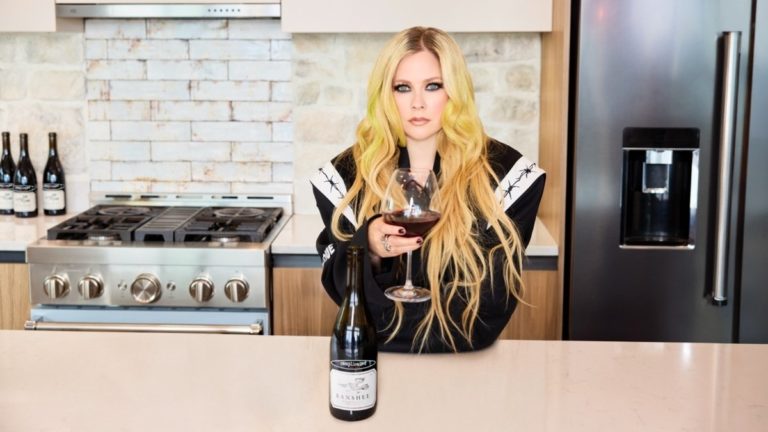 Avril Lavigne Launches ‘Complicated’ Pinot Noir