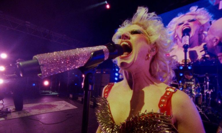 Amyl And The Sniffers Unleash ‘Live At Ally Pally 2025’ Concert Film