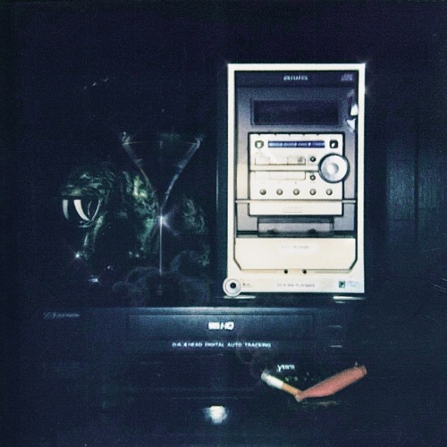 Laci Kaye Booth Finds Beauty In The Wreckage With “Luck Of The Draw”