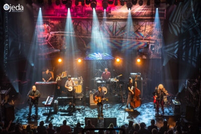 Tim Carbone and Carey Harmon Celebrate a Quarter Century with the Railroad Earth 25th Anniversary Tour