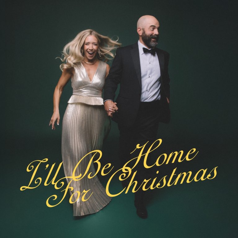 Drew and Ellie Holcomb Deliver Warm Holiday Cheer With ‘I’ll Be Home For Christmas’ EP