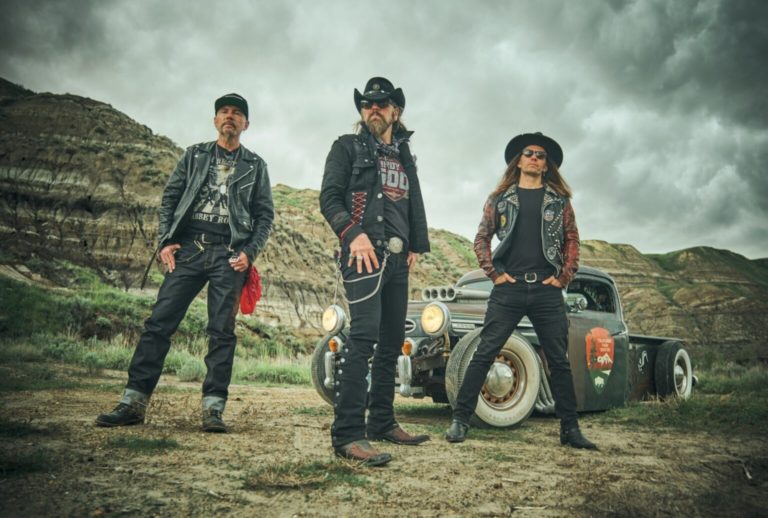 THE ROAD HAMMERS Recruit Ian Thornley and Tyler Connolly For New Single “Till The Wheels Fall Off”