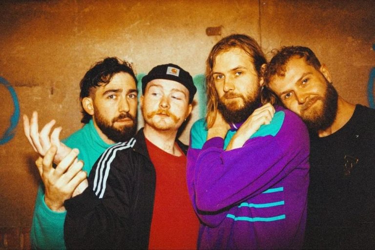 Nantes Noise-Rock Quartet Tickles Unleash Debut Album ‘Sugar & Plastic Plates’