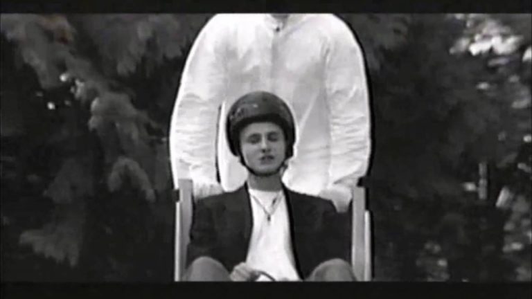 Bill Nye Took on Morrissey With a Perfectly Deadpan ’90s Science Parody