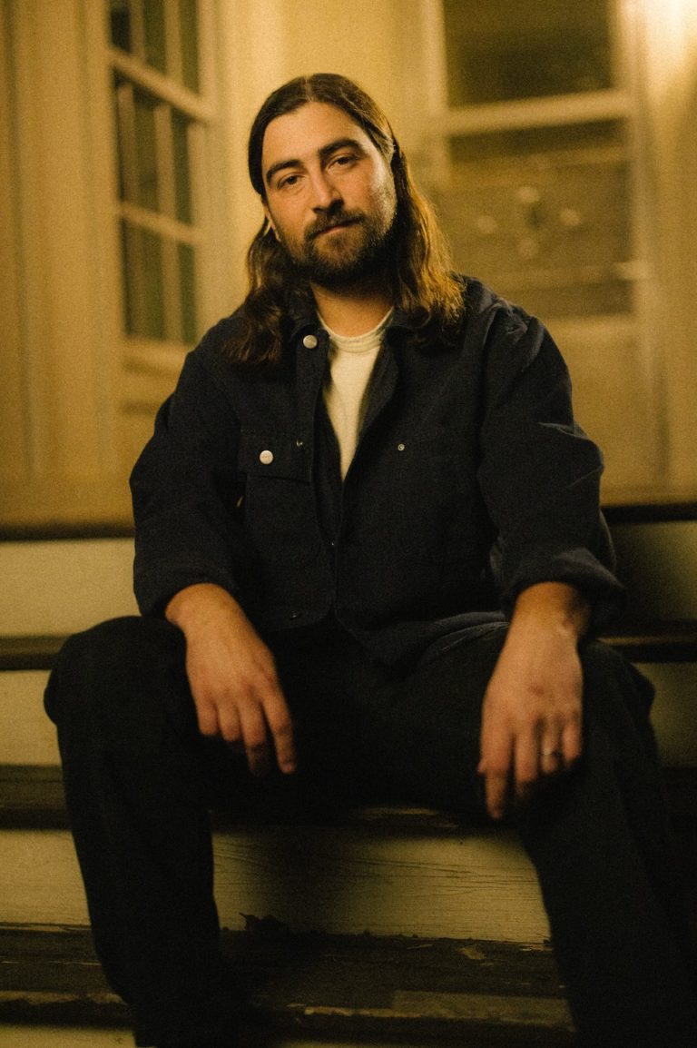 Noah Kahan Releases “The Great Divide,” Announces Fourth Studio Album Out April 24