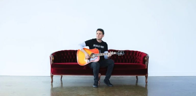 Gab De La Vega Reimagines Millencolin Classic With Acoustic “No Cigar”