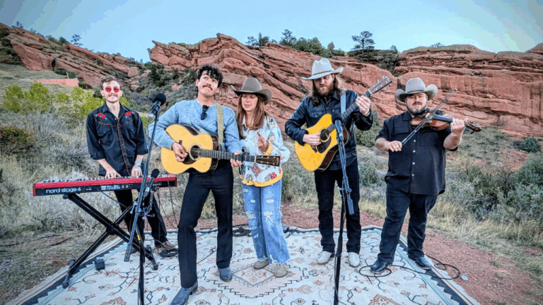 Flatland Cavalry Go Back To Basics In Red Rocks Trail Mix Session