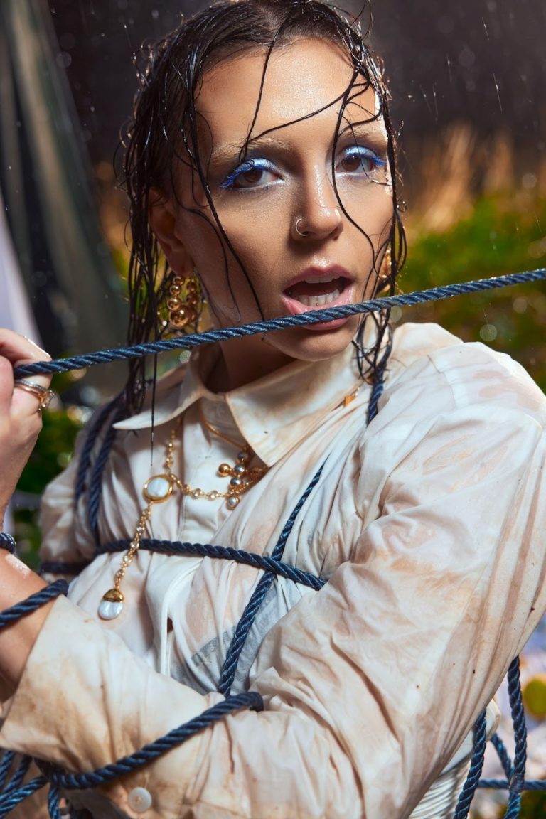 Electronic Pop Artist Googly Eyes Unveils “Bruises On The Peach” With Tove Lo And Flume